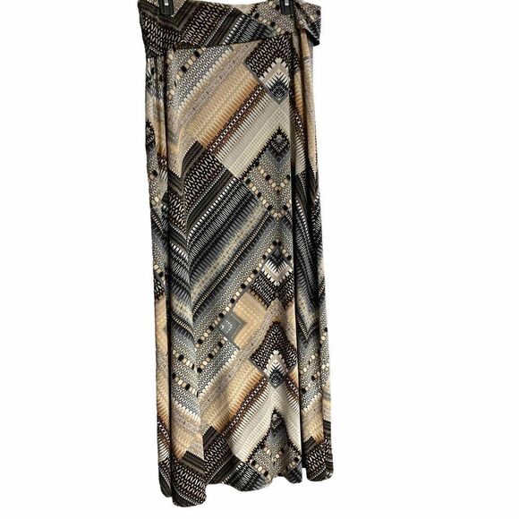 NEIMAN MARCUS Women’s Geometric Maxi Skirt Size Medium Multicolored - Picture 1 of 9